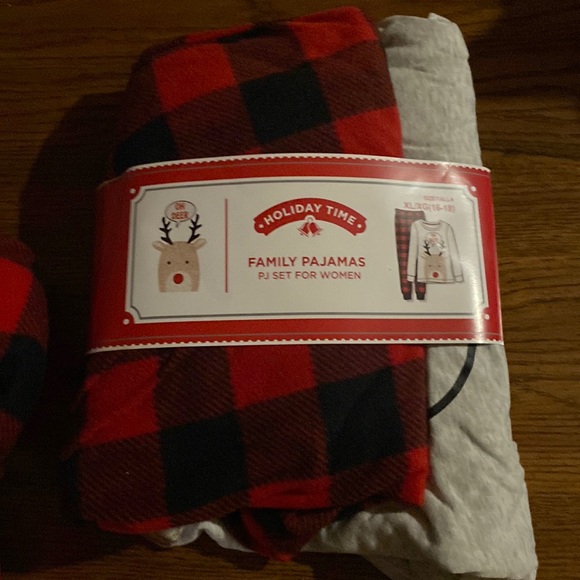 Women’s Christmas pajamas. Size 16/18 - Picture 1 of 1